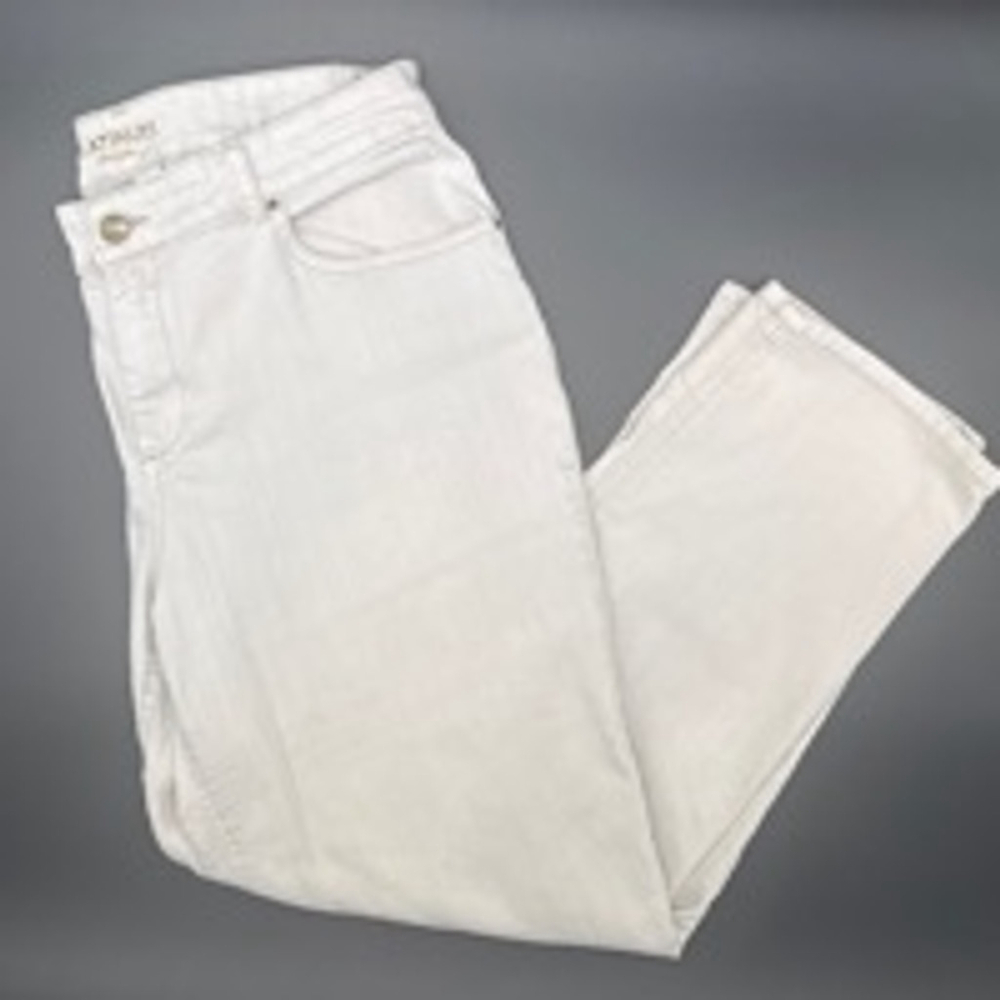 Women's Chico's Platinum Skimmer Pants Size 2 Light Beige